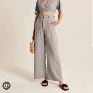 Abercrombie & Fitch linen pant and wrap around top set, XS